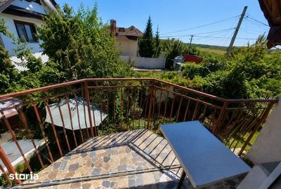 Casă cu 4 camere cu Teren 1200 Mp în Călinești