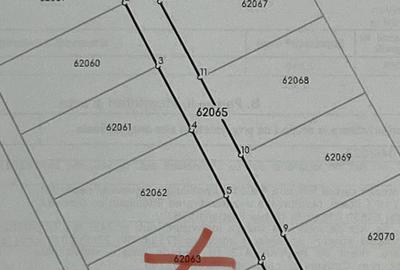 Teren de 895 mp, în Paleu