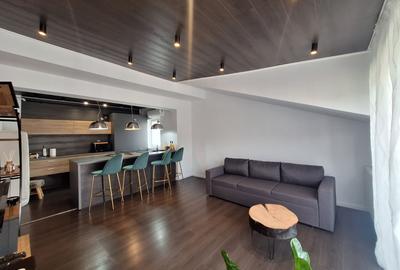 Apartament cu 2 camere semidecomandat, mobilat în Florești