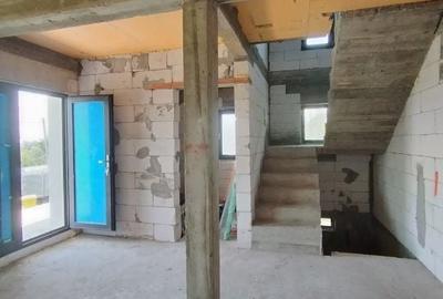 Casă cu 7 camere cu Teren 865 Mp în Bucovăț - 15