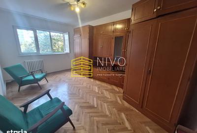 Apartament cu 3 camere decomandat în Dâmbu Pietros
