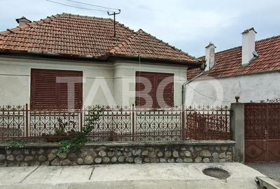 Casă individuală cu 4 camere cu Teren 673 Mp în Drașov - 1