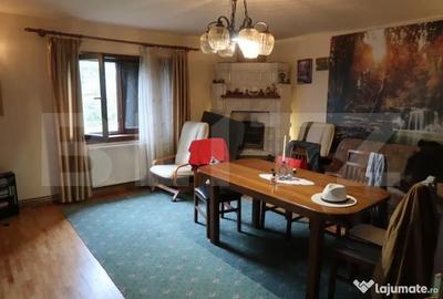Casă cu 7 camere cu Teren 1700 Mp în Central - 11