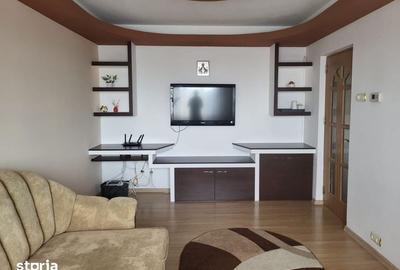 Apartament cu 2 camere decomandat în Titan