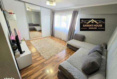 Apartament cu 2 camere decomandat în Republicii