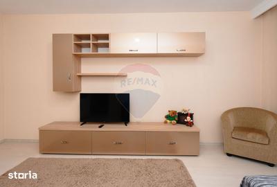Apartament cu 2 camere, mobilat în Central