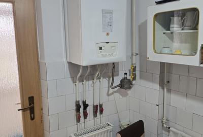 Apartament cu 2 camere decomandat în Central - 3