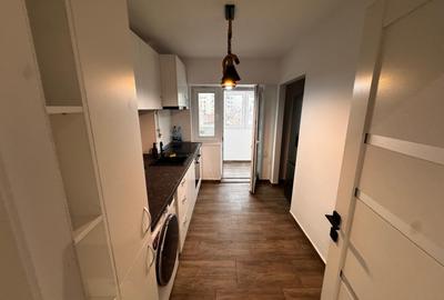 Apartament cu 3 camere decomandat în Ultracentral