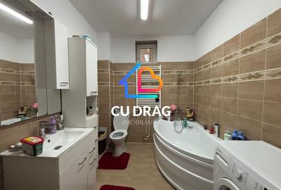 Casă cu 7 camere cu Canalizare în Calea Dumbrăvii - 9