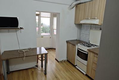 Apartament cu 2 camere decomandat în Central - 9