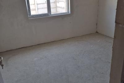 Casă cu Teren 236 Mp în Lumina