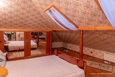 Duplex cu 7 camere cu Canalizare în Moinești - 13