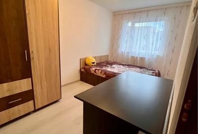Apartament cu 3 camere semidecomandat în Astra - 3