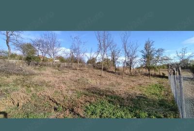 Teren de 625 mp, în Central