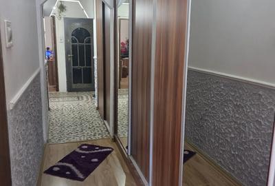 Apartament cu 3 camere decomandat în Central - 9