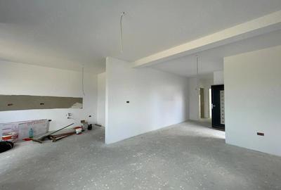 Casă cu 3 camere cu Teren 345 Mp în Moșnița Nouă