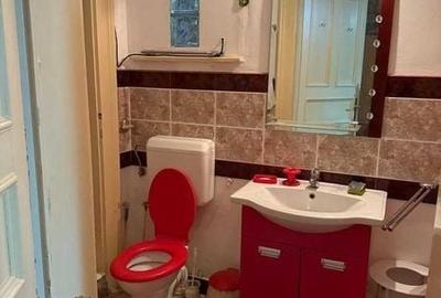 Casă cu 1 camere cu Teren 50 Mp în Vest