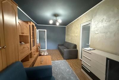 Apartament cu 2 camere nedecomandat în Tipografilor
