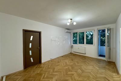 Apartament cu 2 camere semidecomandat în 1 Mai