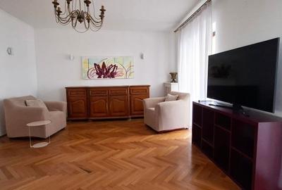 Apartament cu 5 camere decomandat, mobilat în Floreasca