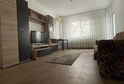 Apartament cu 3 camere decomandat în 1 Mai - 7