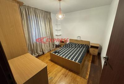 Apartament cu 3 camere decomandat în Dristor