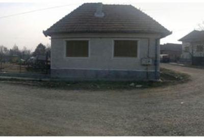 Teren de 36 mp, în Mândra - 3