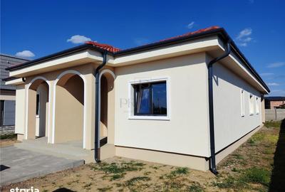 Casă cu 3 camere cu Teren 309 Mp în Moșnița Nouă