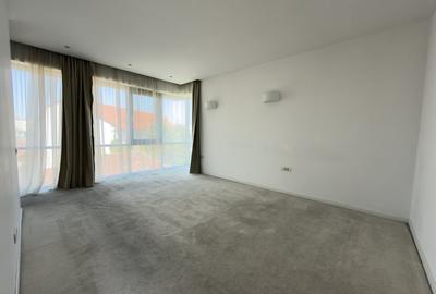 Apartament cu 3 camere decomandat în Universitate - 18