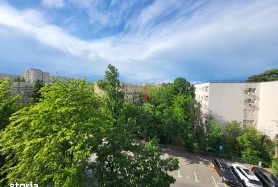 Apartament cu 3 camere decomandat, mobilat în Ozana