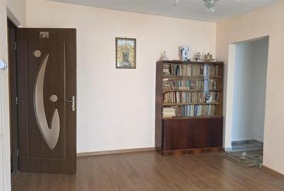 Apartament cu 2 camere semidecomandat în Alexandru cel Bun - 1