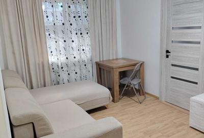 Apartament cu 2 camere semidecomandat în Central