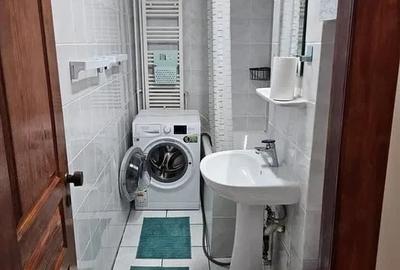 Apartament cu 2 camere semidecomandat în Timpuri Noi