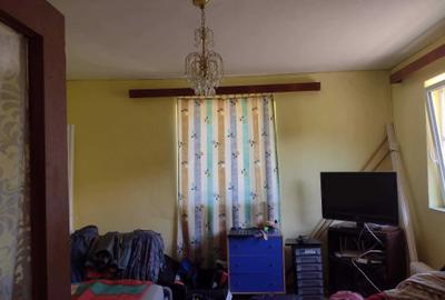 Casă cu 3 camere în Nou