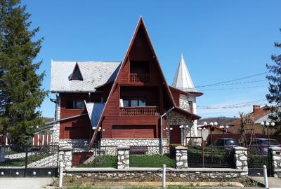 Casă individuală cu 5 camere cu Teren 2473 Mp în Găgeni