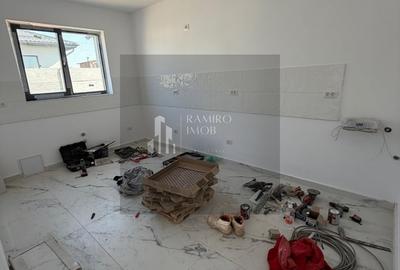 Casă cu 4 camere în Berceni