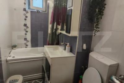 Apartament cu 3 camere semidecomandat în Central