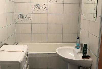 Apartament cu 3 camere decomandat în Doamna Ghica