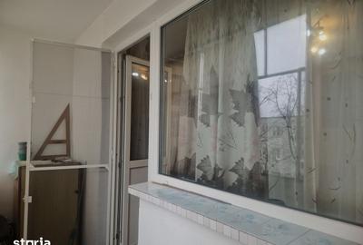 Apartament cu 3 camere decomandat în Vest - 8