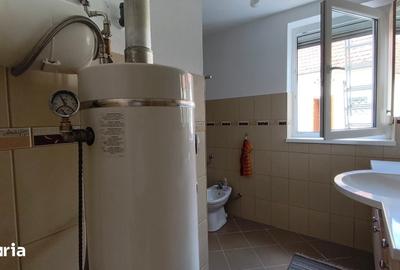 Casă cu 3 camere cu Teren 543 Mp în Ilia