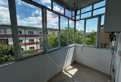 Apartament cu 3 camere decomandat în Bogdan Vodă - 13