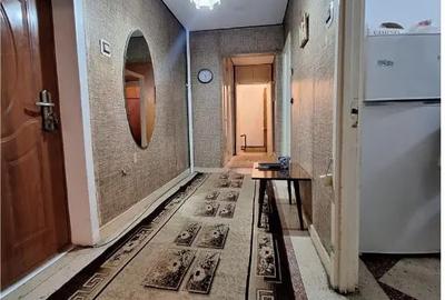 Apartament cu 2 camere decomandat în Cornișa - 8