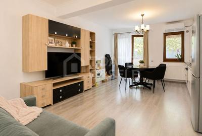 Apartament cu 2 camere decomandat, mobilat în Europa