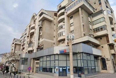 Apartament cu 3 camere decomandat în Ultracentral - 1