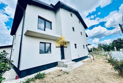 Casă cu 4 camere cu Teren 250 Mp în Clinceni - 3
