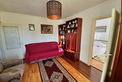 Apartament cu 2 camere semidecomandat în Tomis Nord