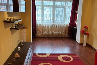 Apartament cu 3 camere în Central - 2