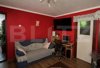 Casă cu Teren 1338 Mp în Corunca