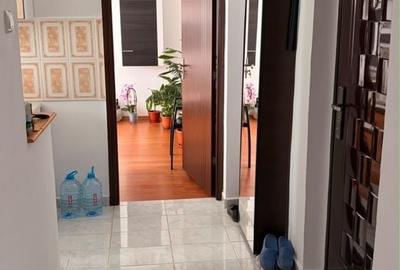 Apartament cu 2 camere decomandat în Doicești