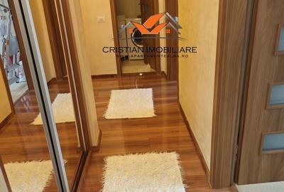 Apartament cu 3 camere decomandat în Cetate - 3